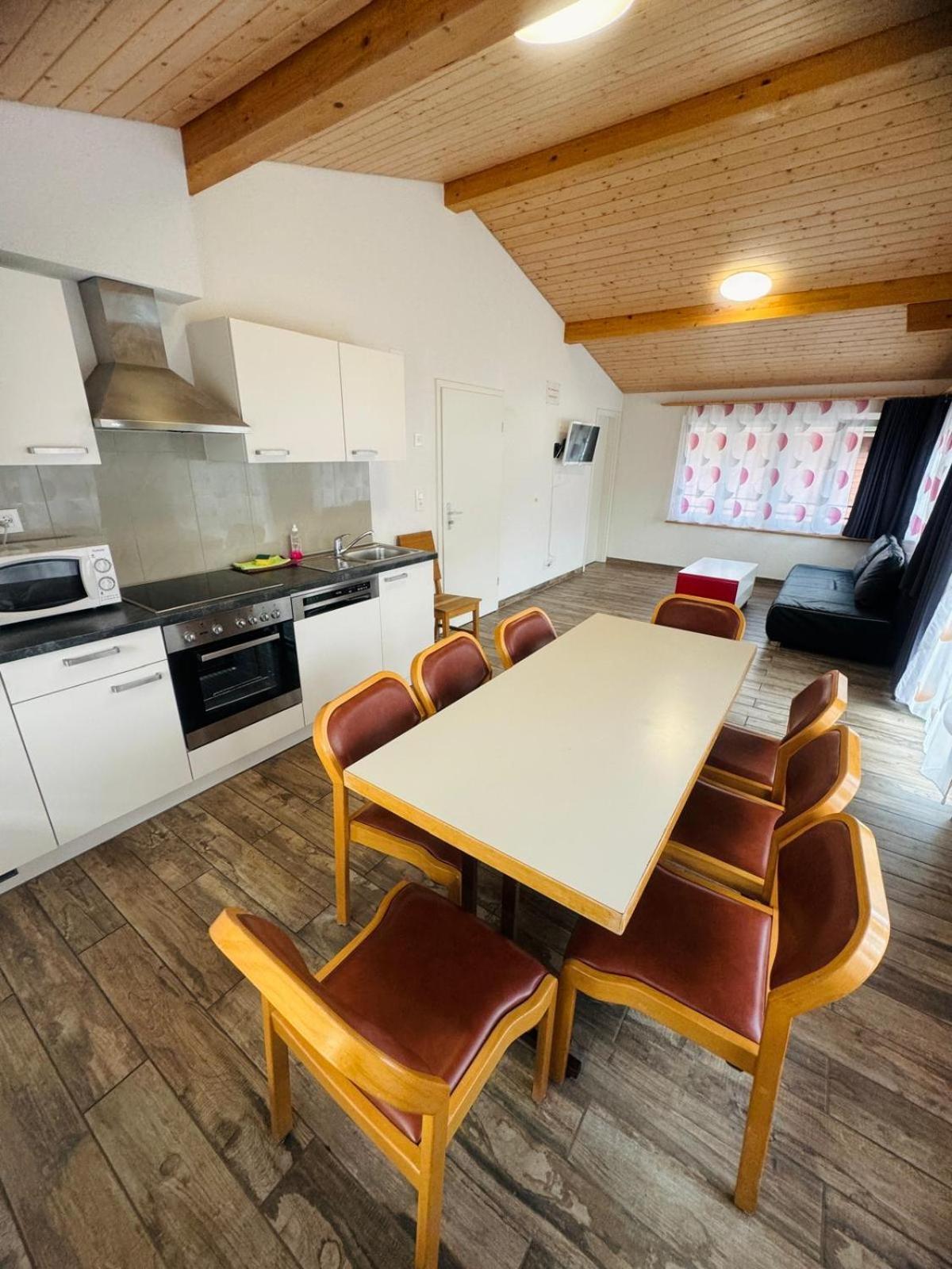 Swiss Chalet Holidays Ringgenberg Bagian luar foto